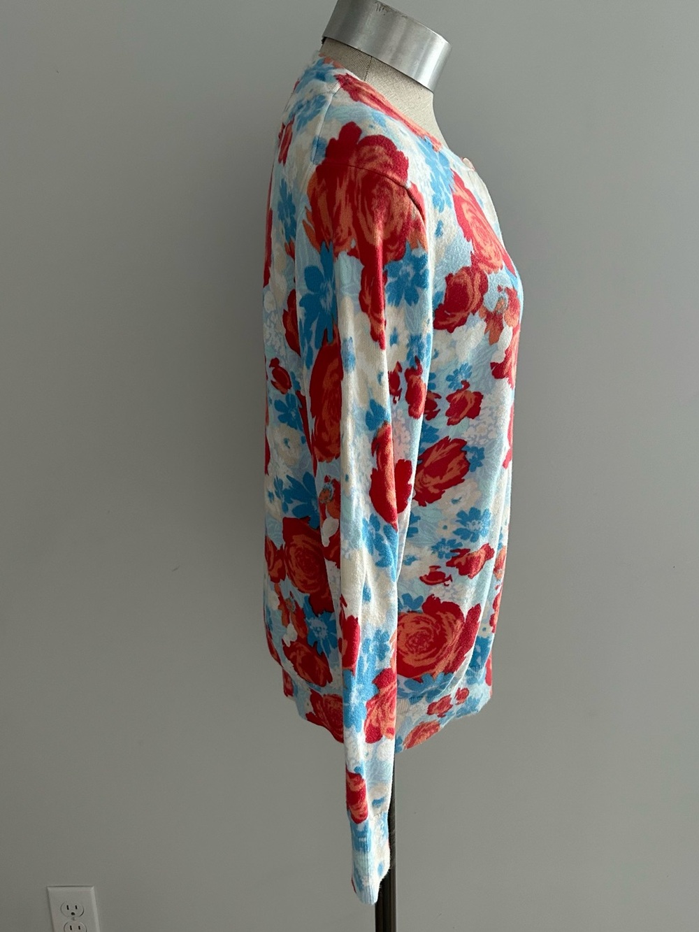 Lands’ End 100% Cotton Floral Button Front Cardigan Sweater M 10-12 - Picture 2 of 13